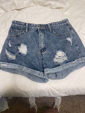 SHEIN Distressed Rolled-Hem Denim Shorts - Blue